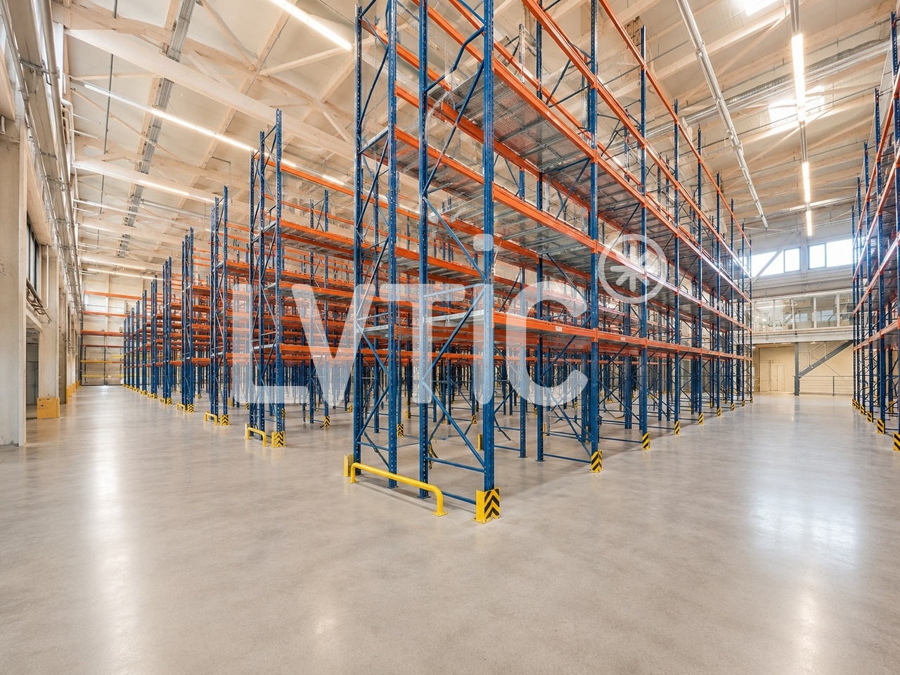 7200m² de locaux de stockage