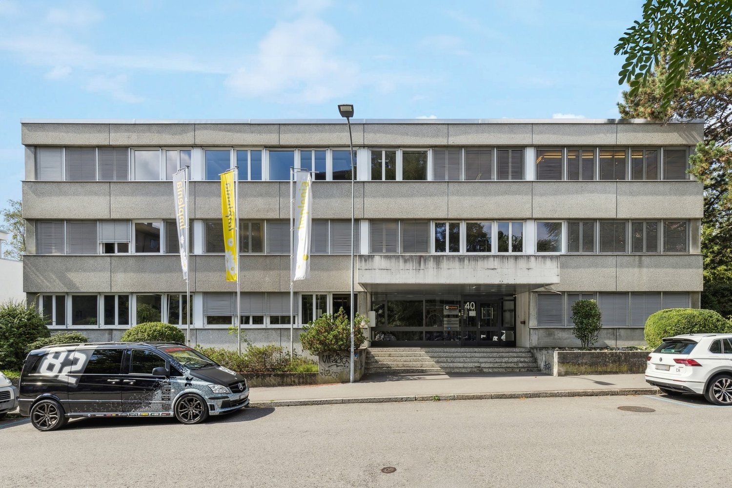 79m² bureau, photo 1 sur 5