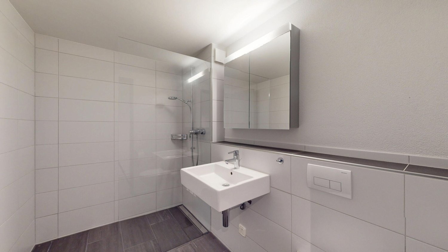 Maison multifamiliale de 5 ½ pièces
