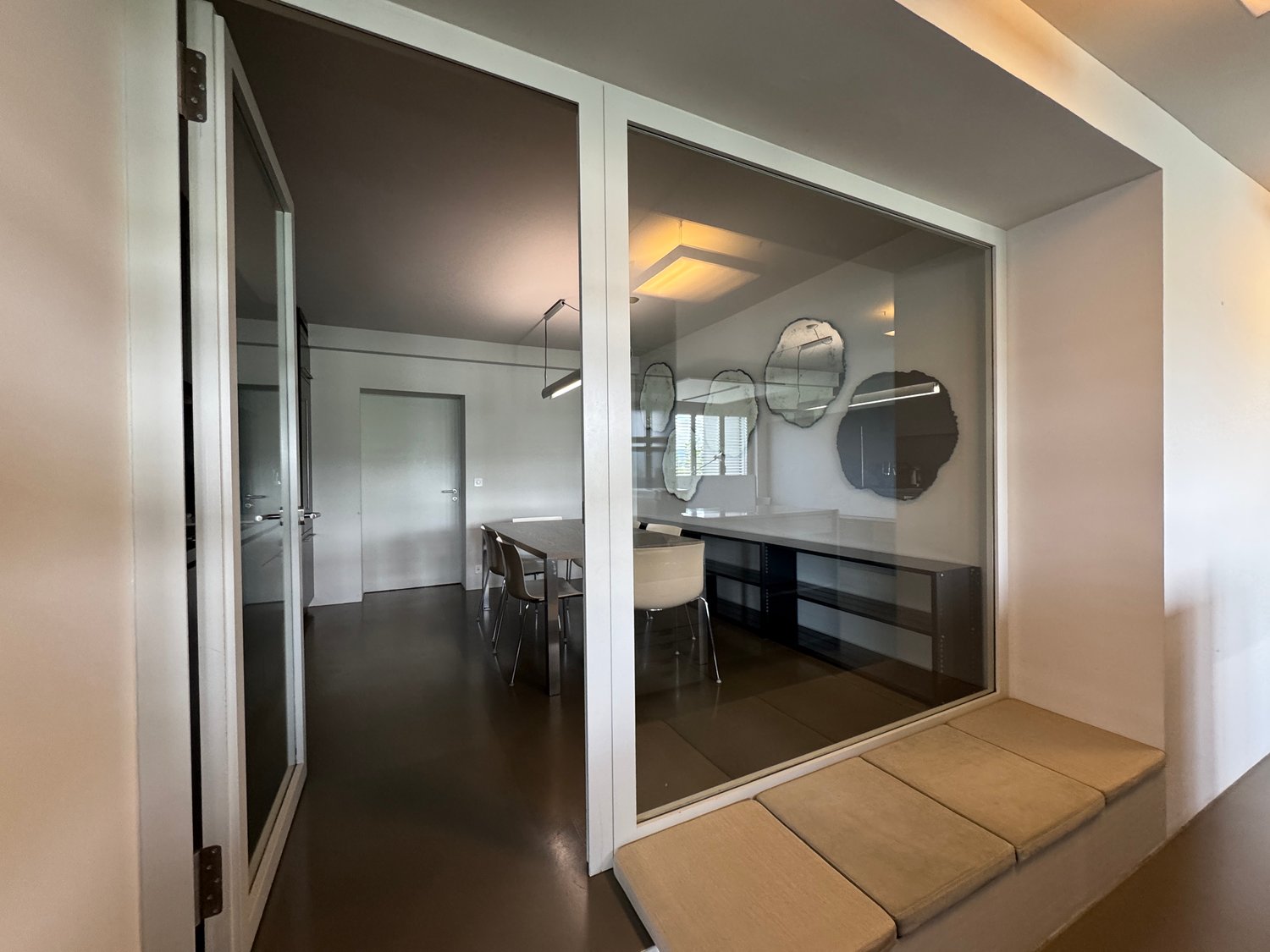 212m² office, photo 3 of 10