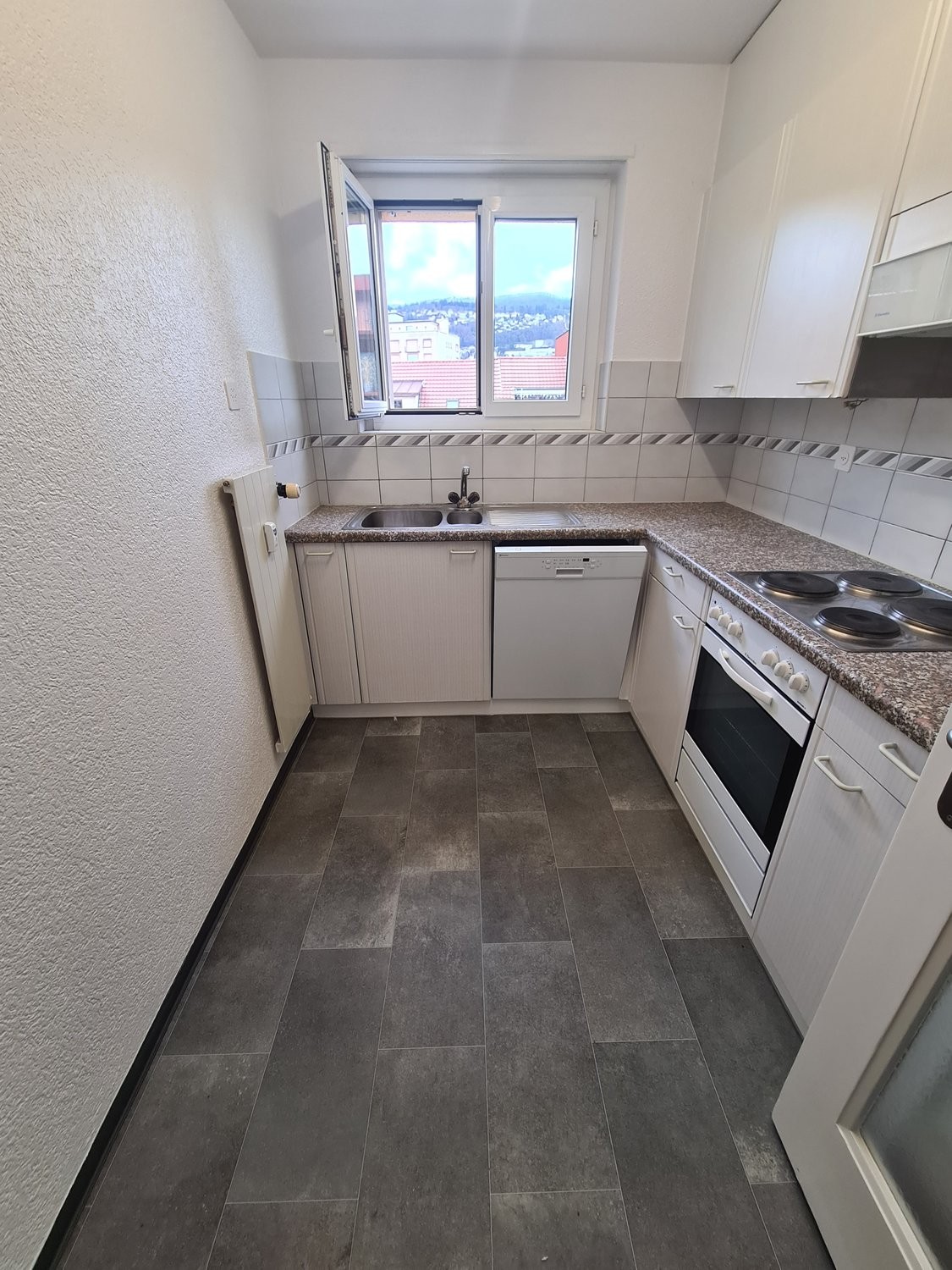 3 rooms apartment, photo 4 of 10
