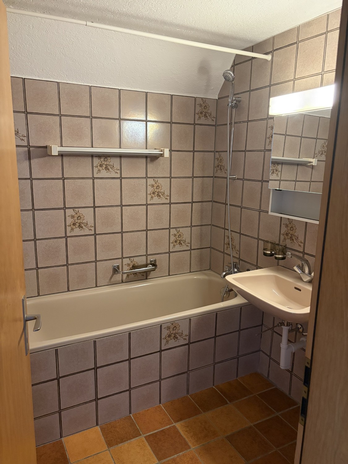 4 rooms apartment, photo 1 of 7