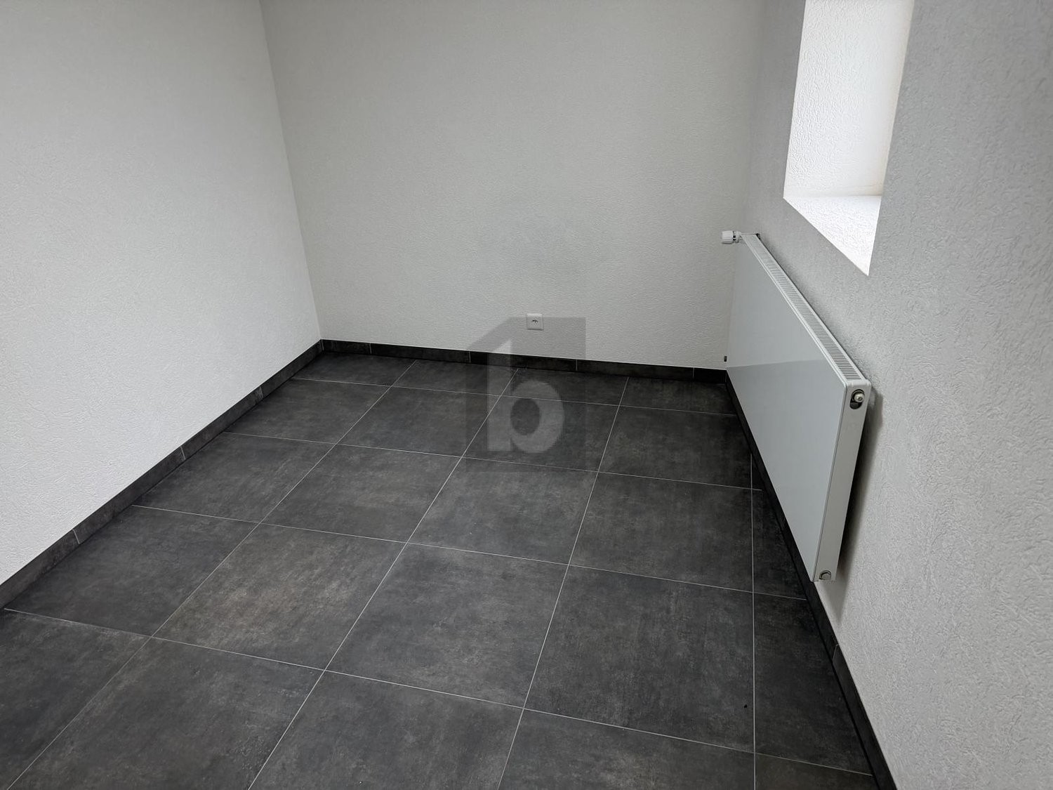 50m² office