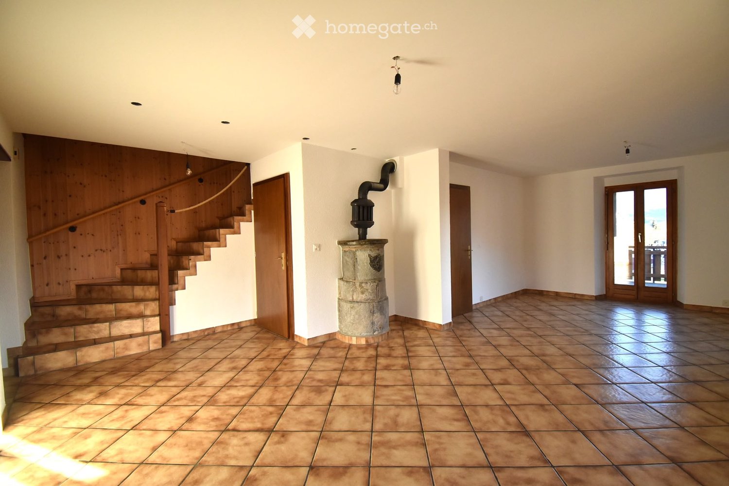 4 rooms apartment, photo 2 of 5