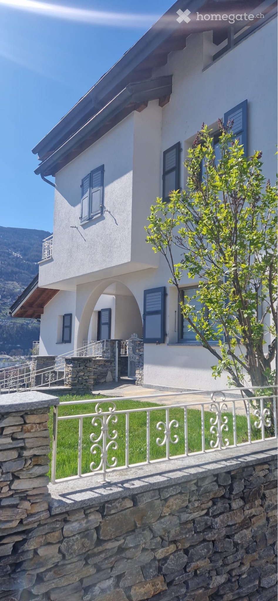 8 rooms single house