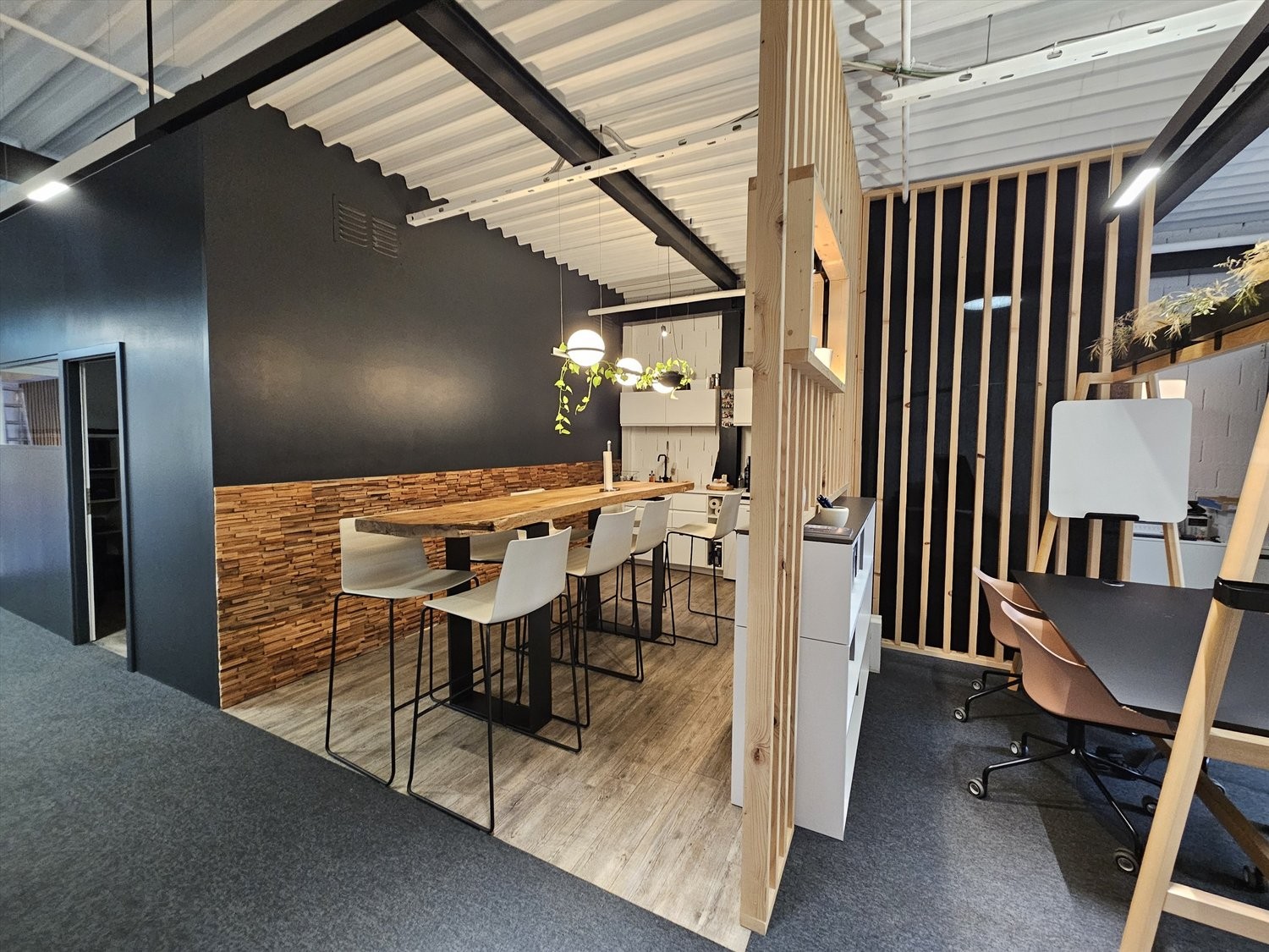 190m² office, photo 3 of 7