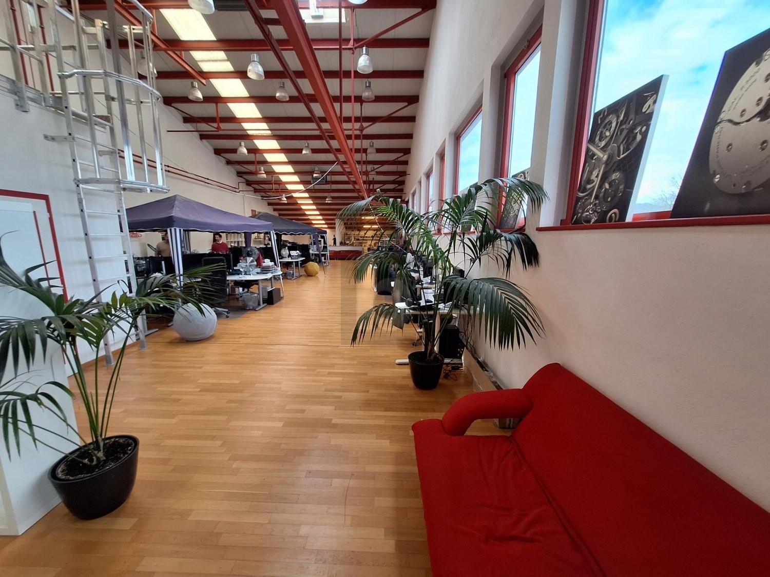 Office, photo 2 of 4