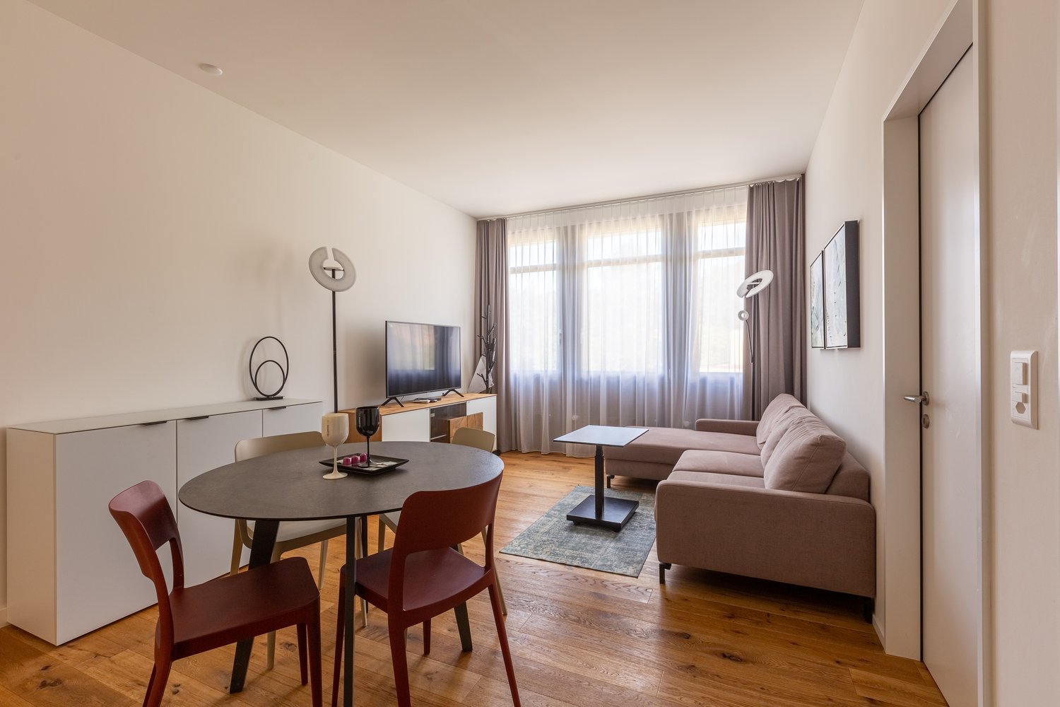 2 ½ rooms furnished flat