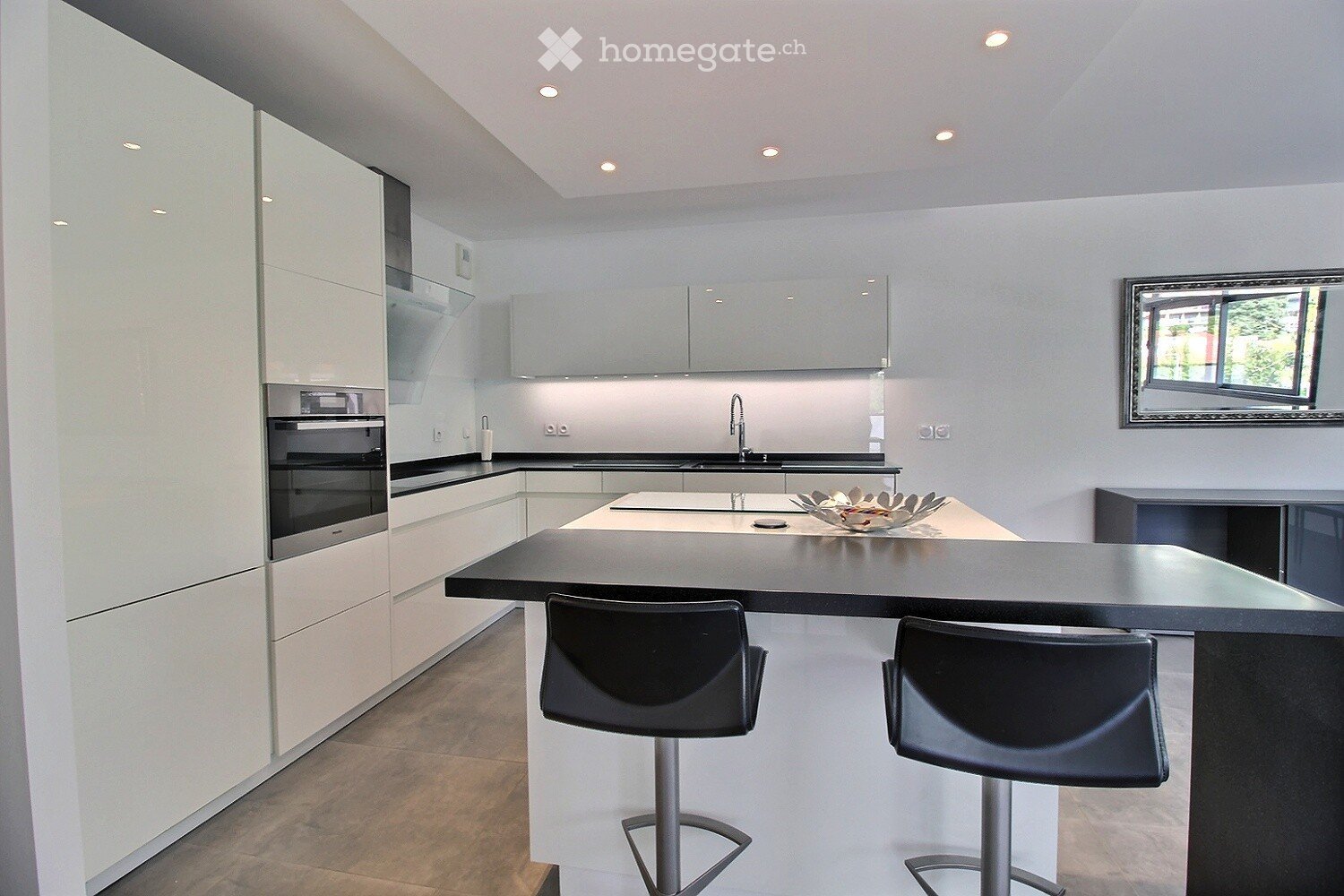 4 rooms apartment, photo 1 of 5