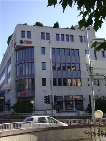 12m² underground slot