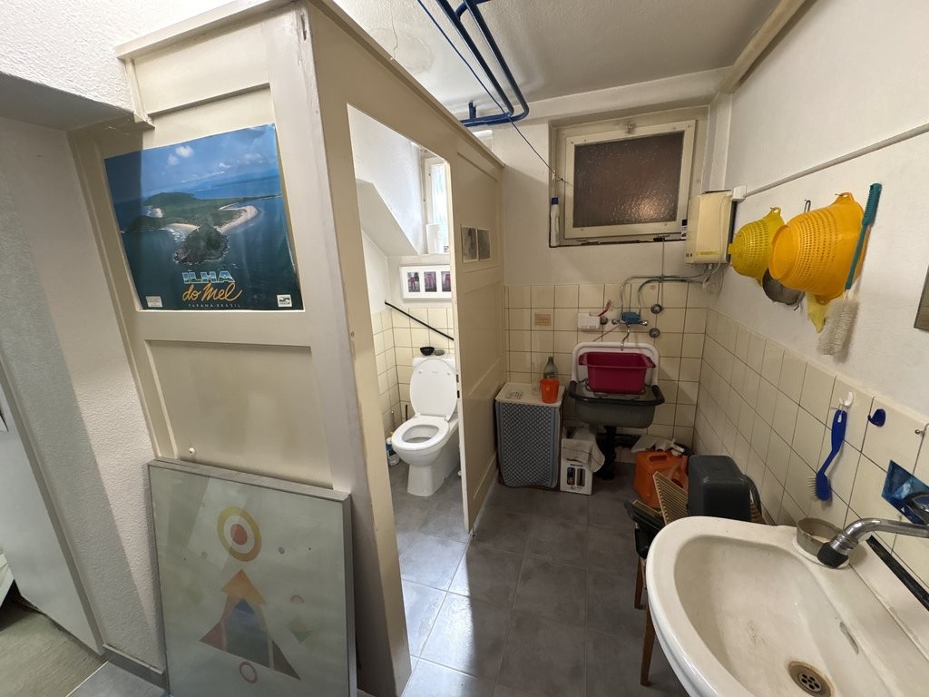 95m² storage room, photo 6 of 6