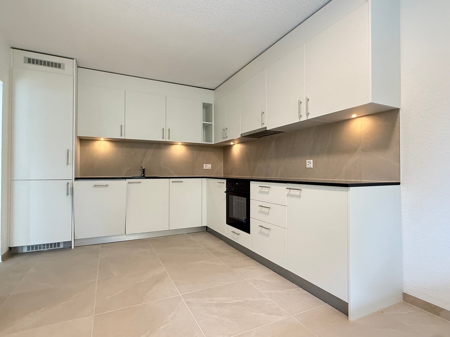 4 ½ rooms apartment, photo 1 of 10