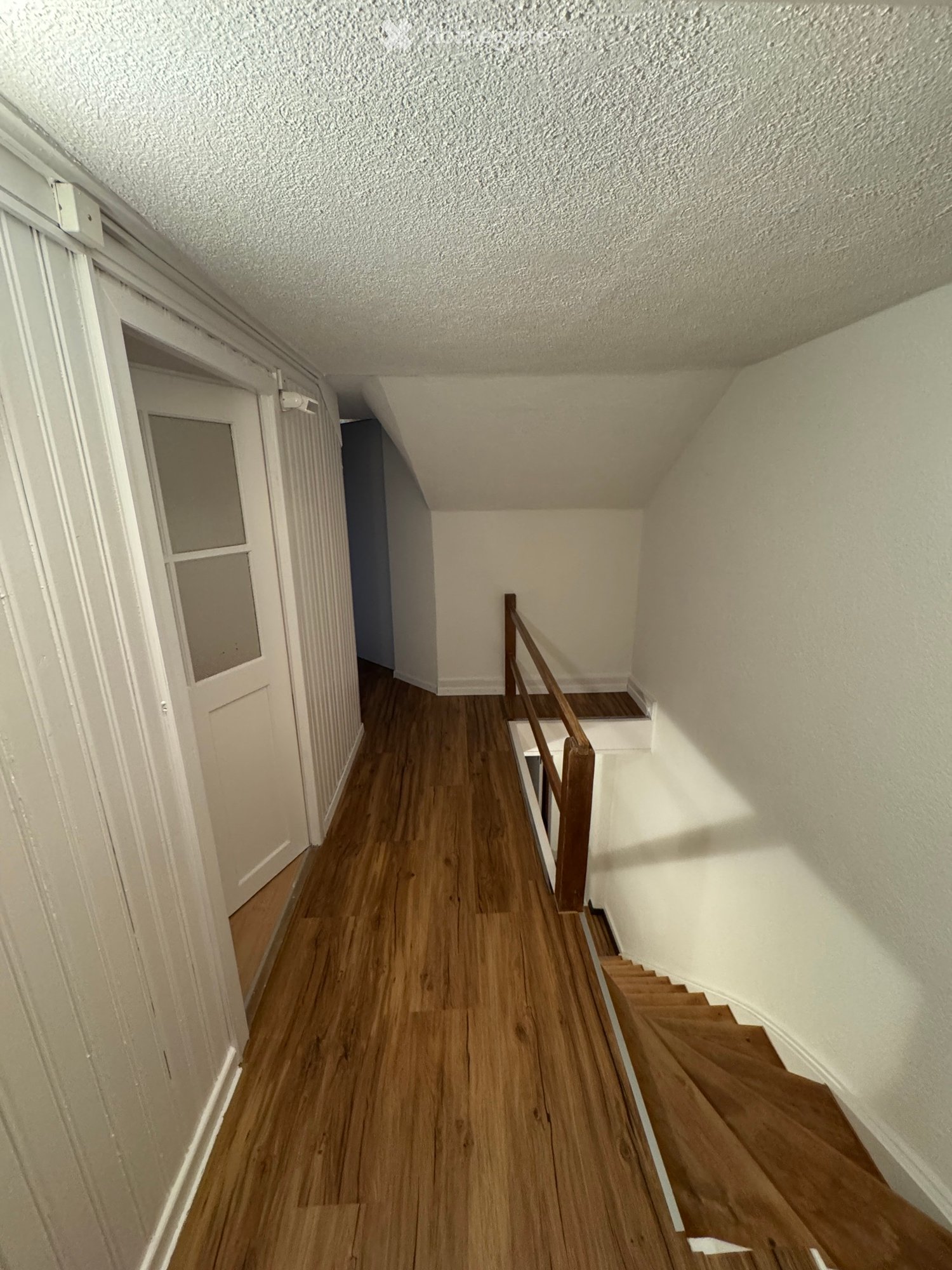 5 rooms apartment