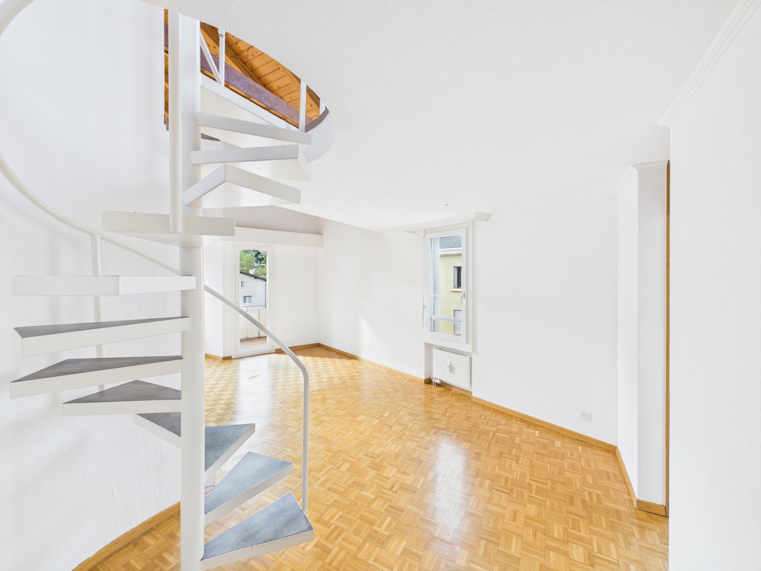 3 rooms roof flat