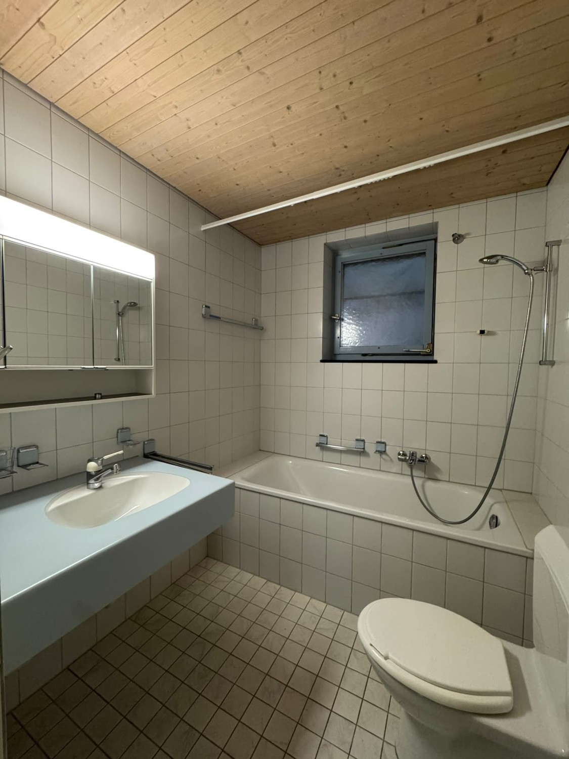 Room in a shared flat, photo 3 of 6