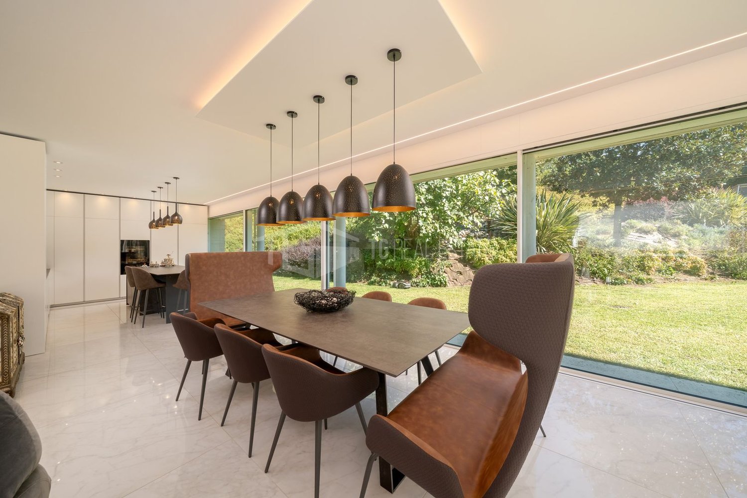 7 rooms single house