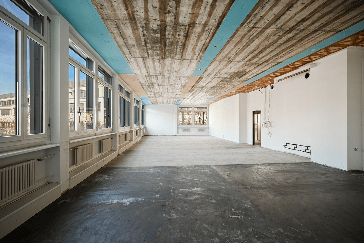 267m² office, photo 2 of 10