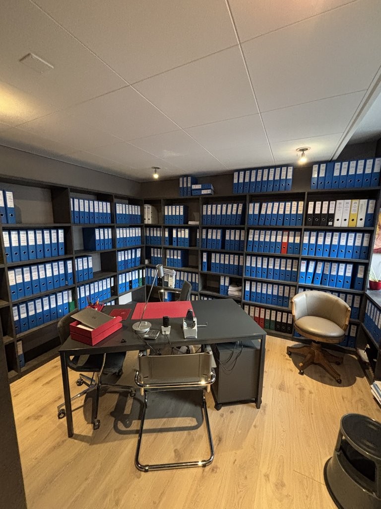 154m² office, photo 6 of 9