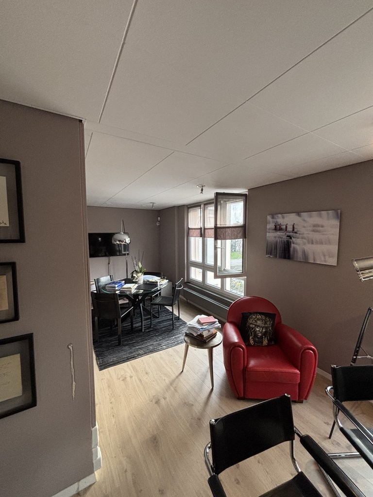154m² office, photo 7 of 9