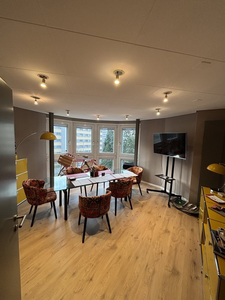 154m² office, photo 5 of 9