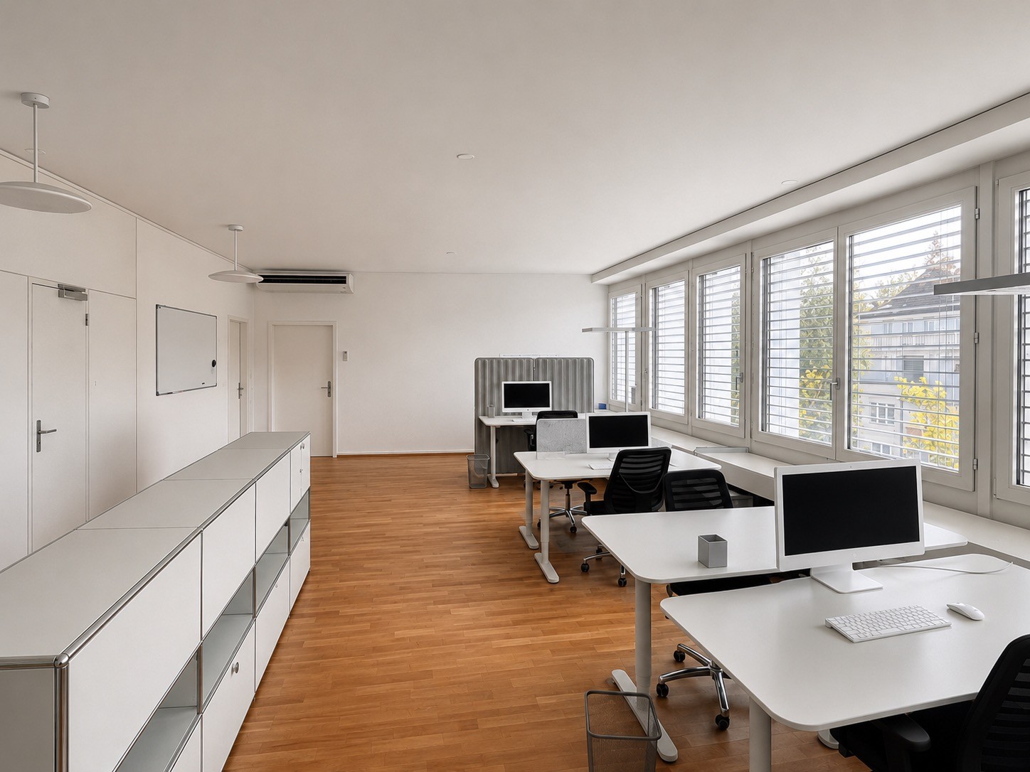 100m² commercial, photo 3 of 10