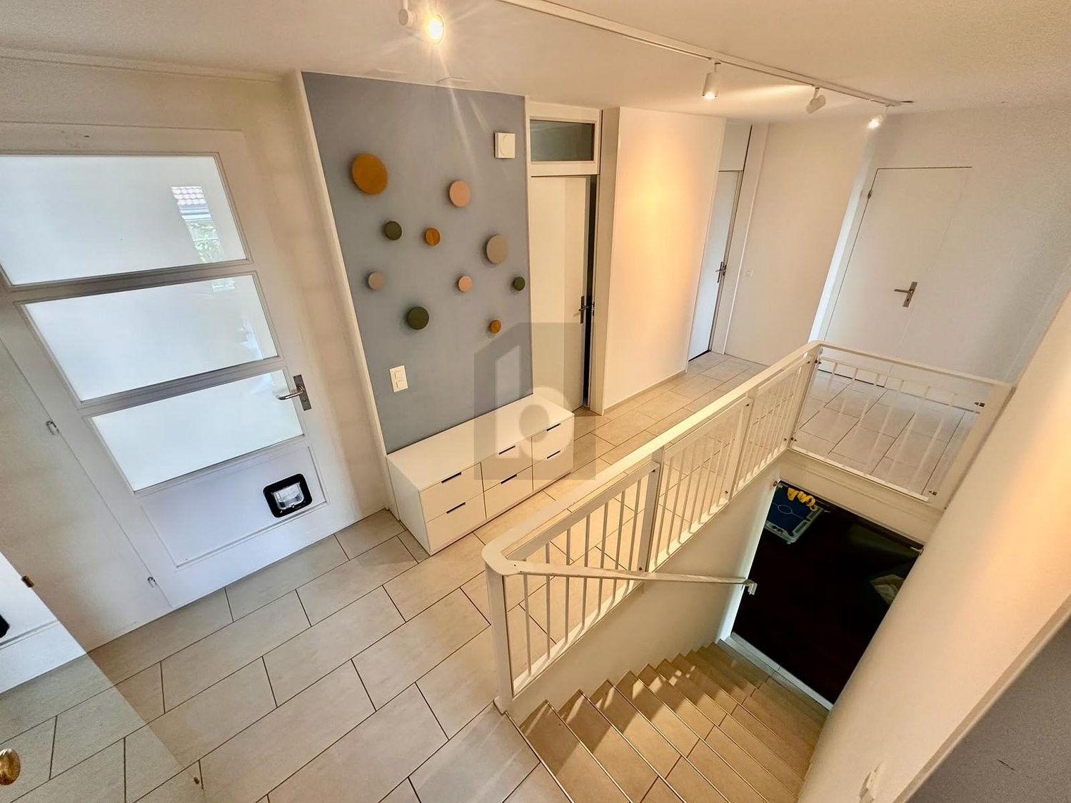 5 ½ rooms row house, photo 2 of 4