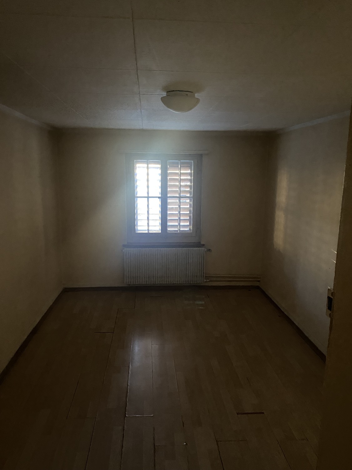 600m² commercial