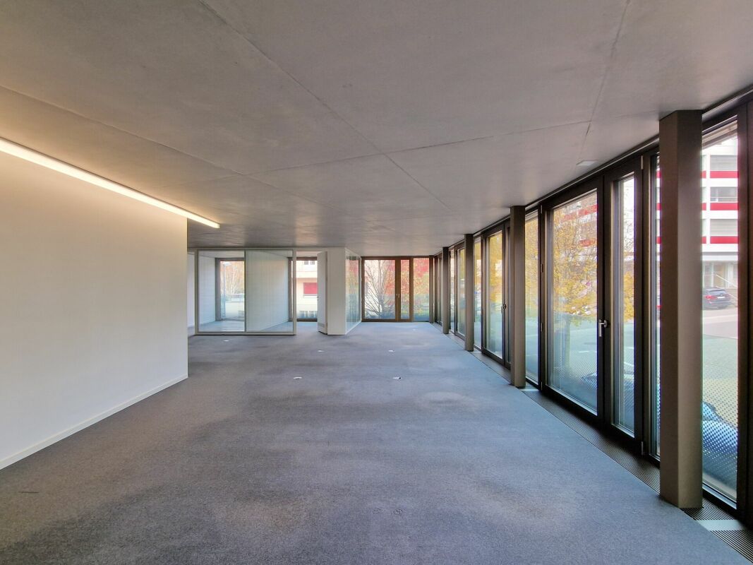 130m² office, photo 2 of 10