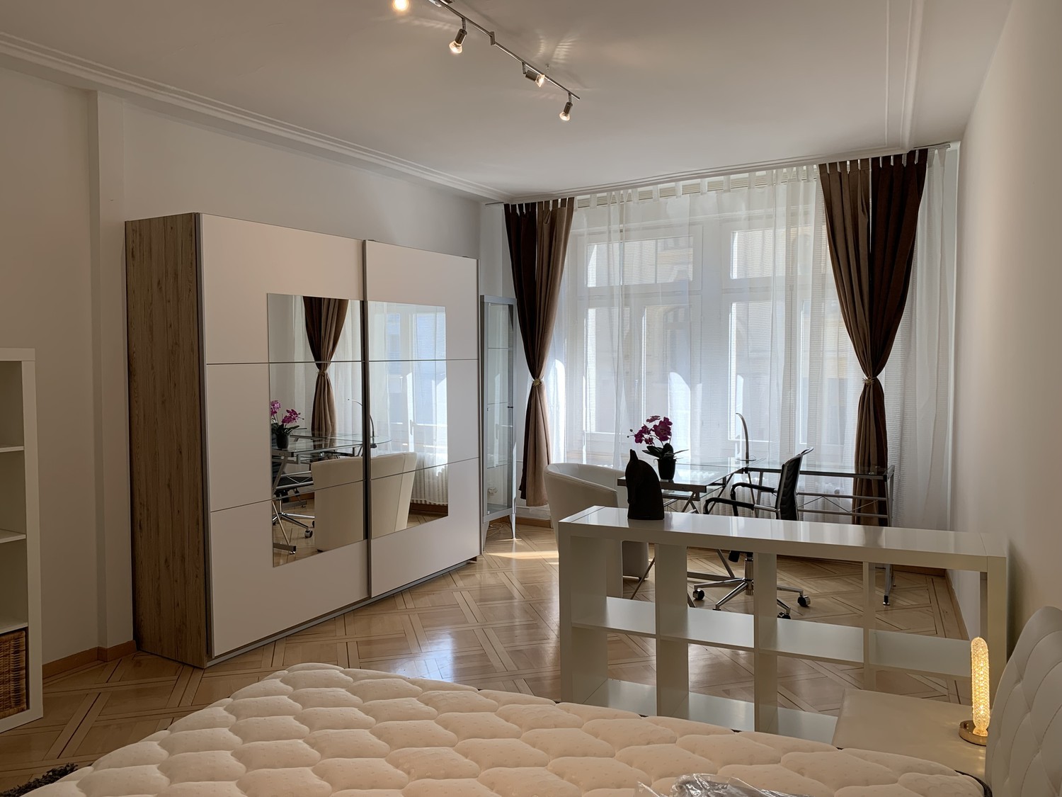 3 rooms apartment, photo 1 of 10