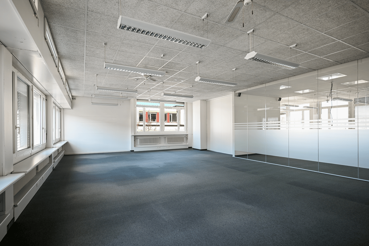 371m² office, photo 5 of 10