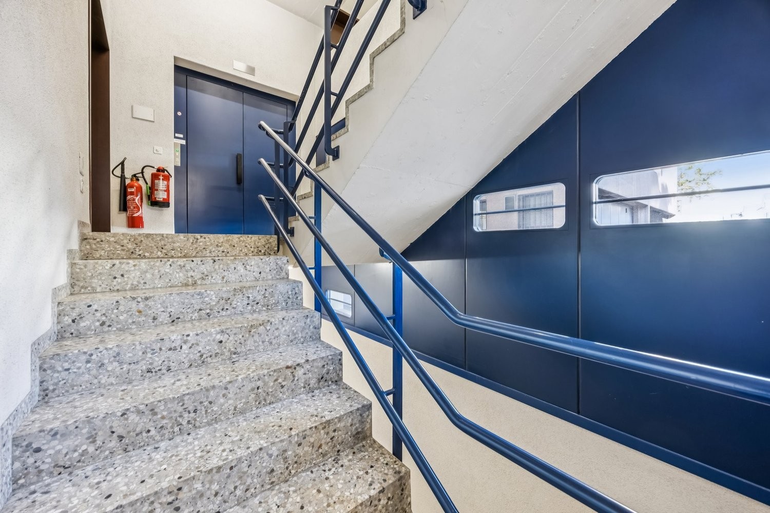 190m² commercial, photo 6 of 6