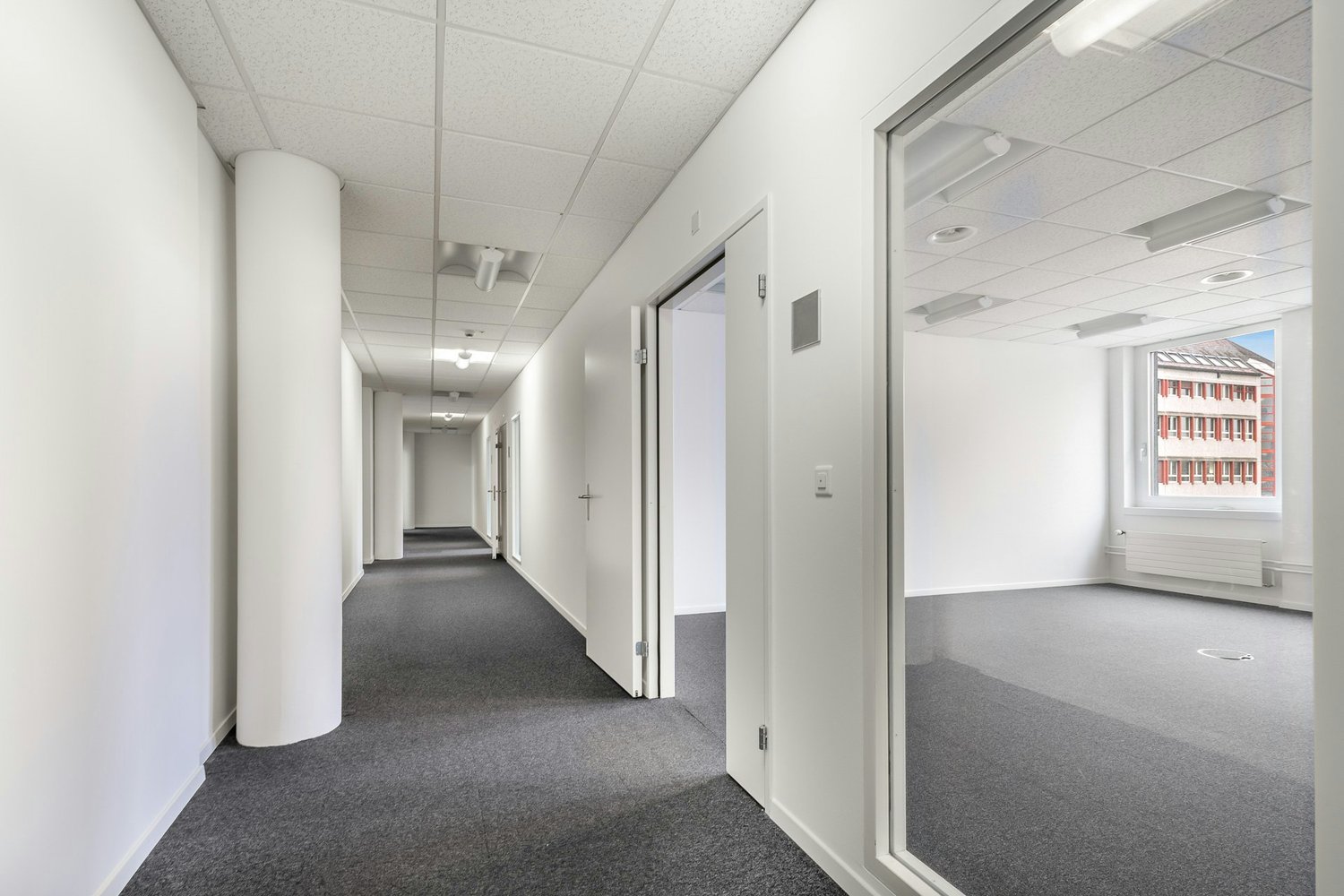 1129m² commercial, photo 8 of 10
