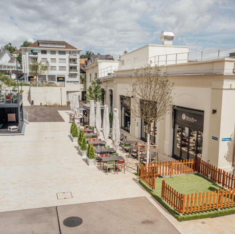 297m² restaurant