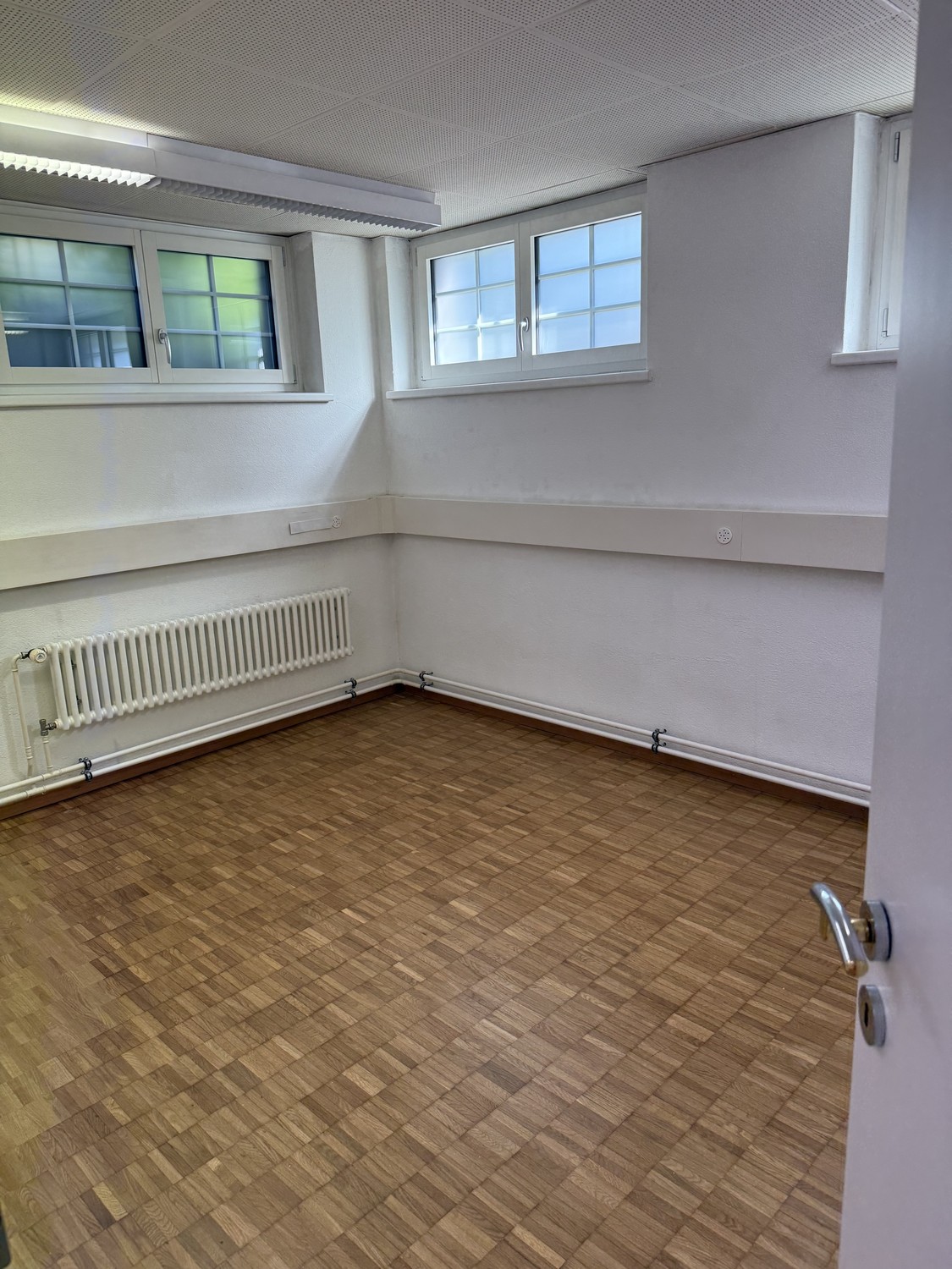 65m² commercial, photo 2 of 4