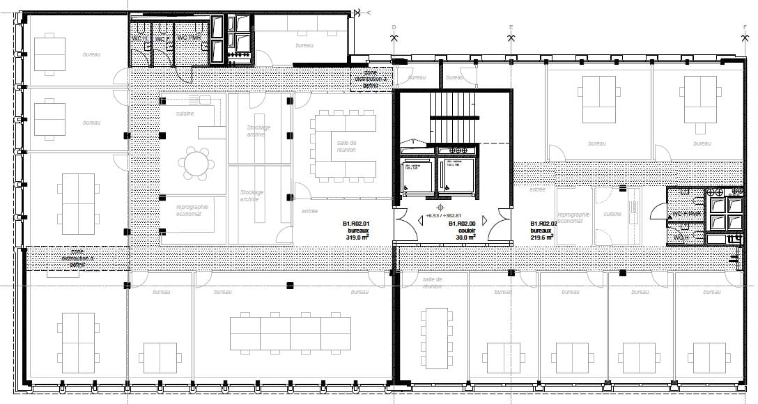 690m² office