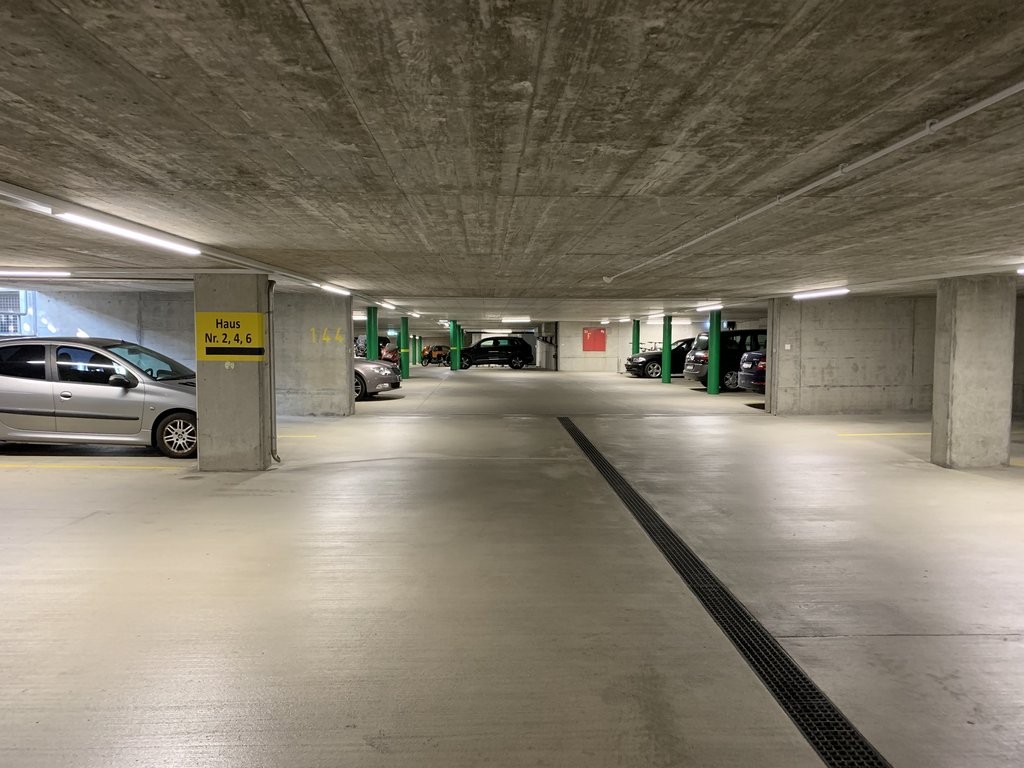 Place de stationnement disponible
