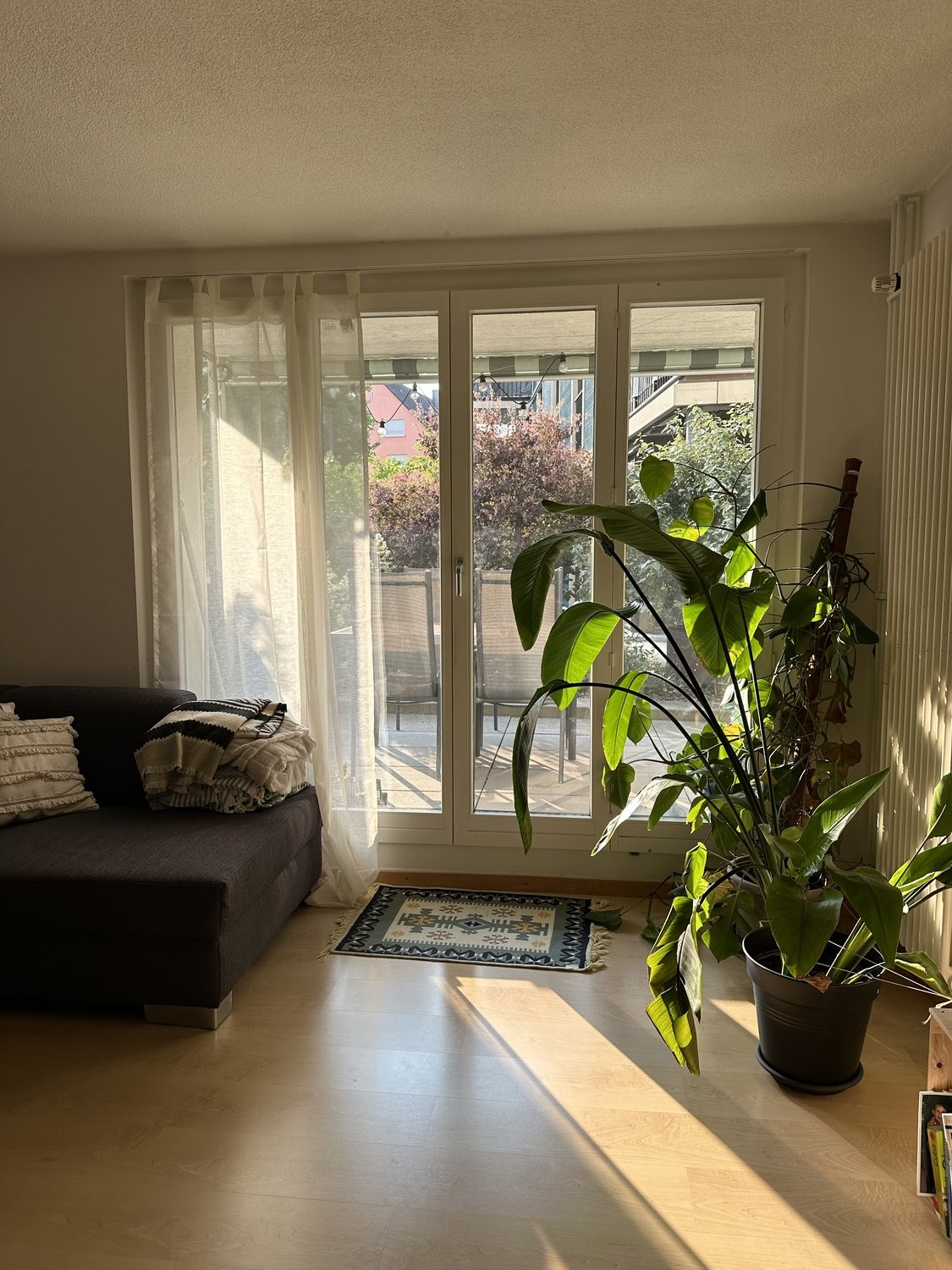 3 rooms furnished flat