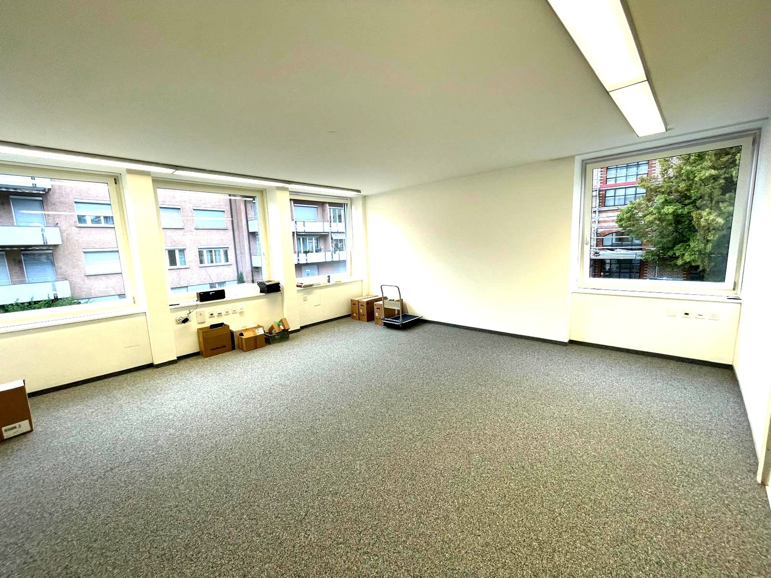30m² commercial, photo 4 of 5