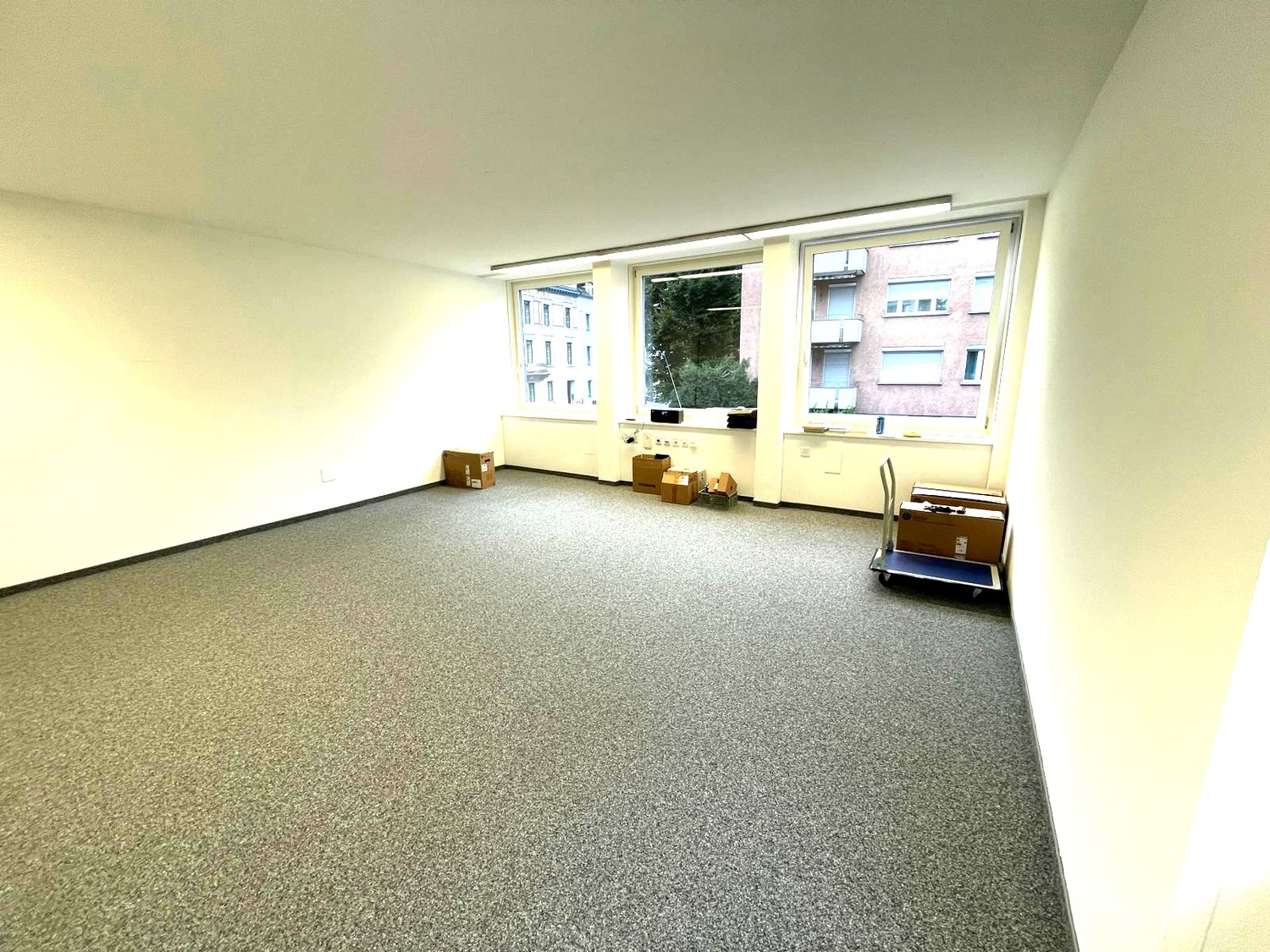 30m² commercial, photo 5 of 5