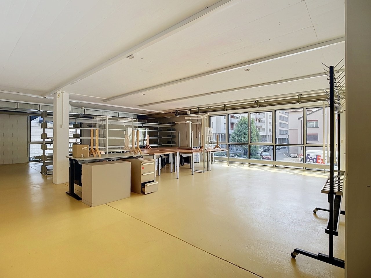 900m² commercial, photo 1 of 10