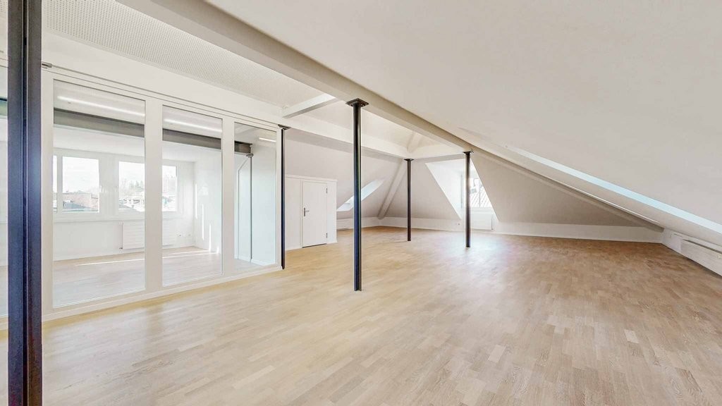 216m² office, photo 5 of 8