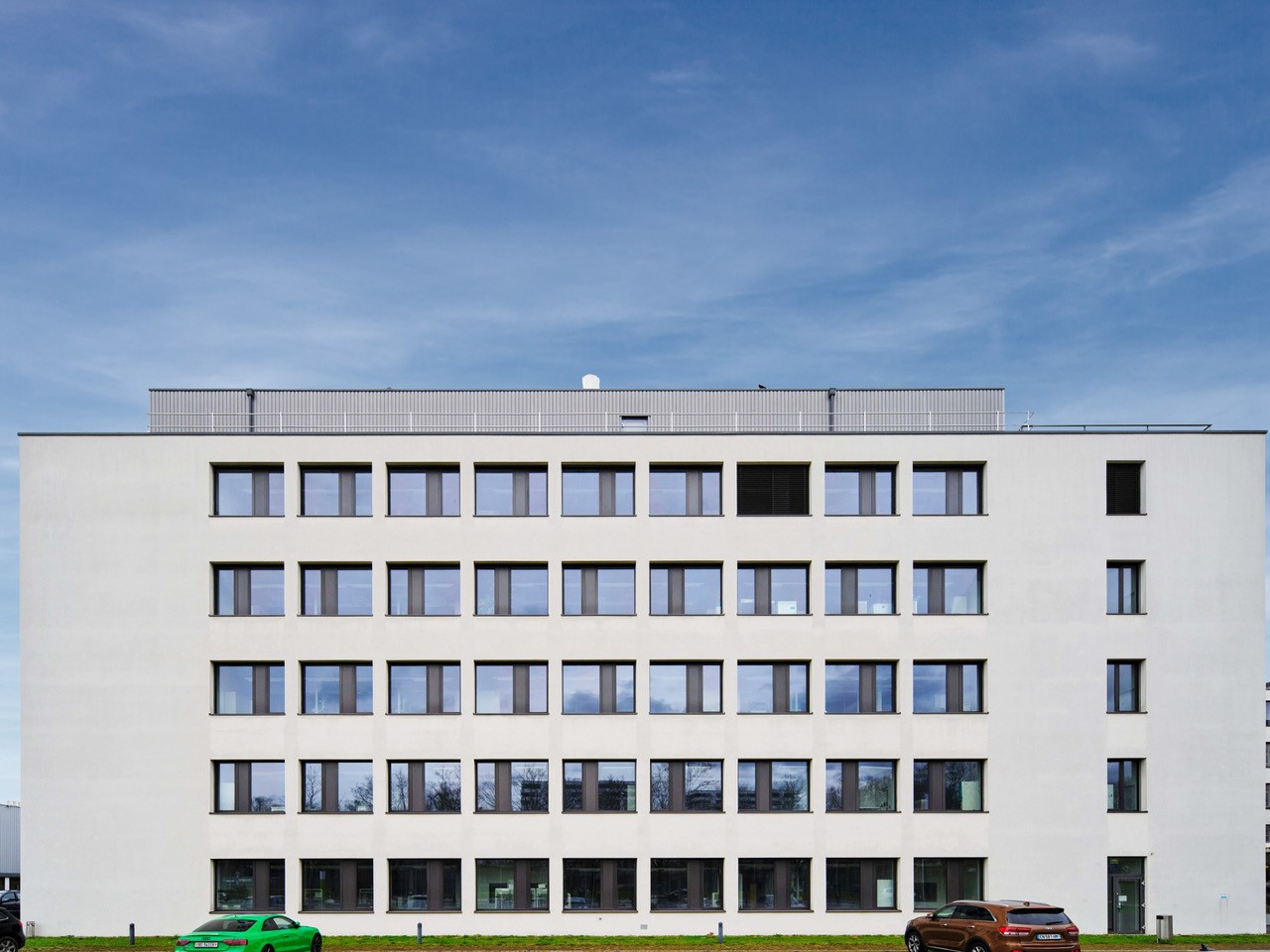 3500m² industrial object, photo 1 of 10