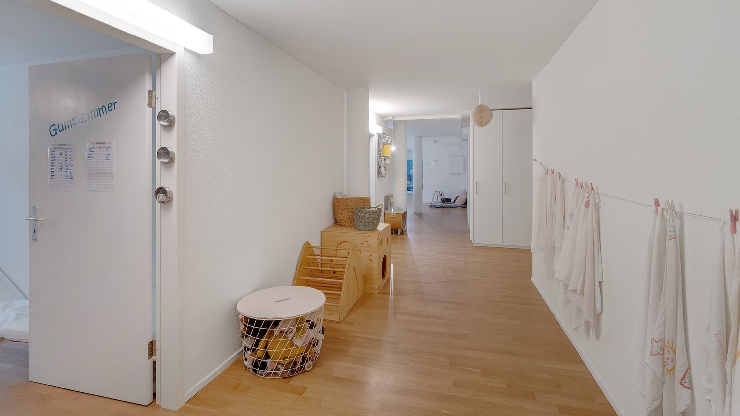 180m² office, photo 3 of 8