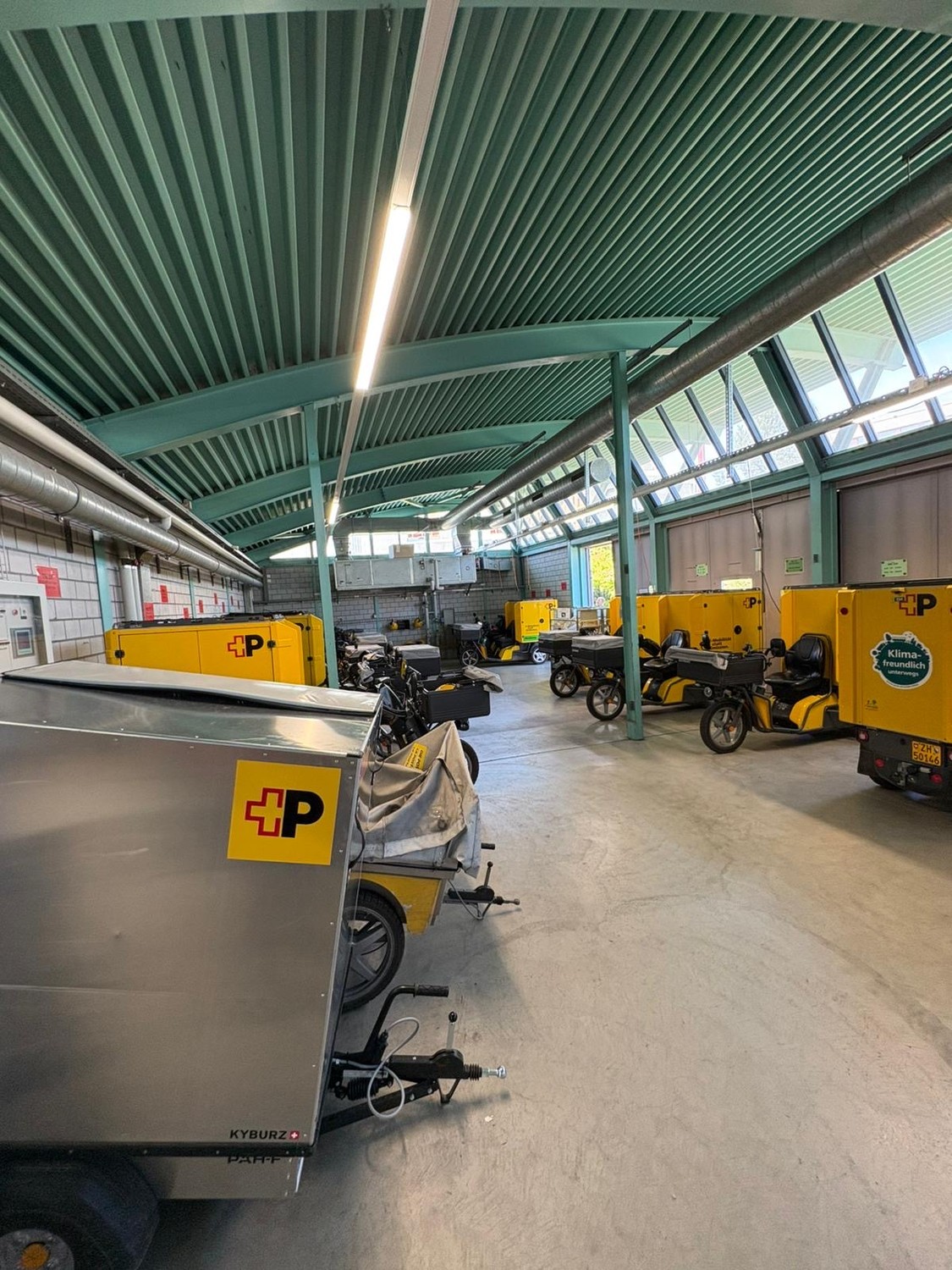 784m² commercial