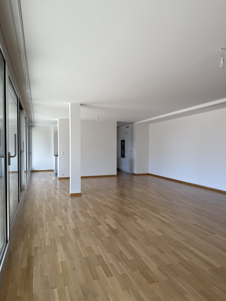6 ½ rooms apartment, photo 2 of 9
