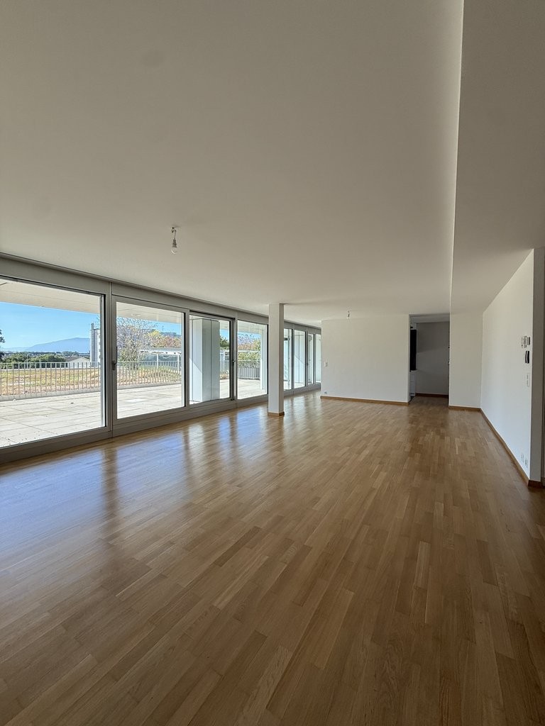 6 ½ rooms apartment, photo 1 of 9