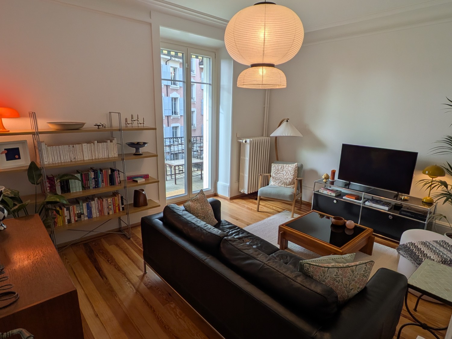 4 rooms apartment, photo 1 of 9