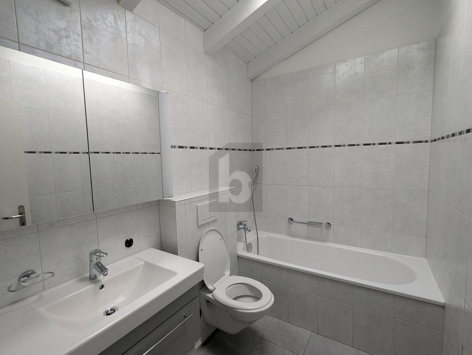 5 ½ rooms duplex house, photo 4 of 4