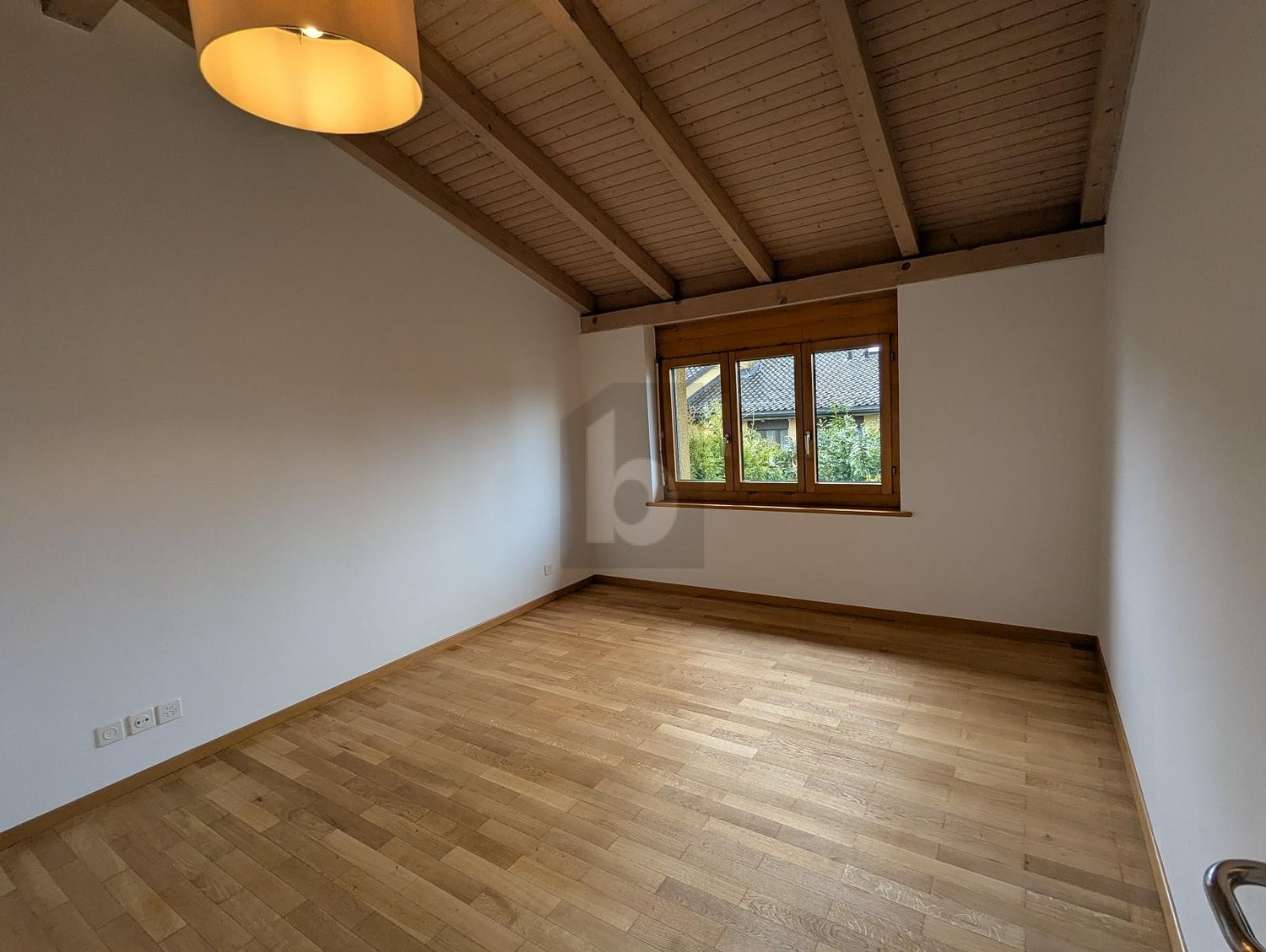 5 ½ rooms duplex house, photo 3 of 4