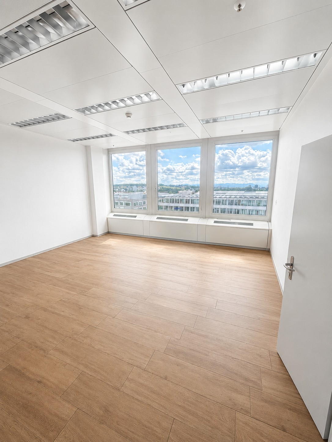 550m² commercial, photo 4 of 10